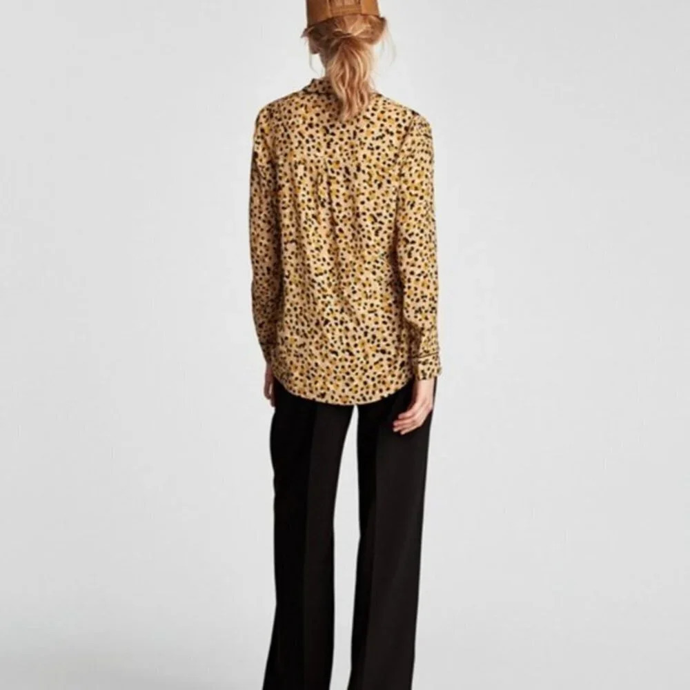 Zara Basic Collection Leopard Print Collared Blou… - image 2